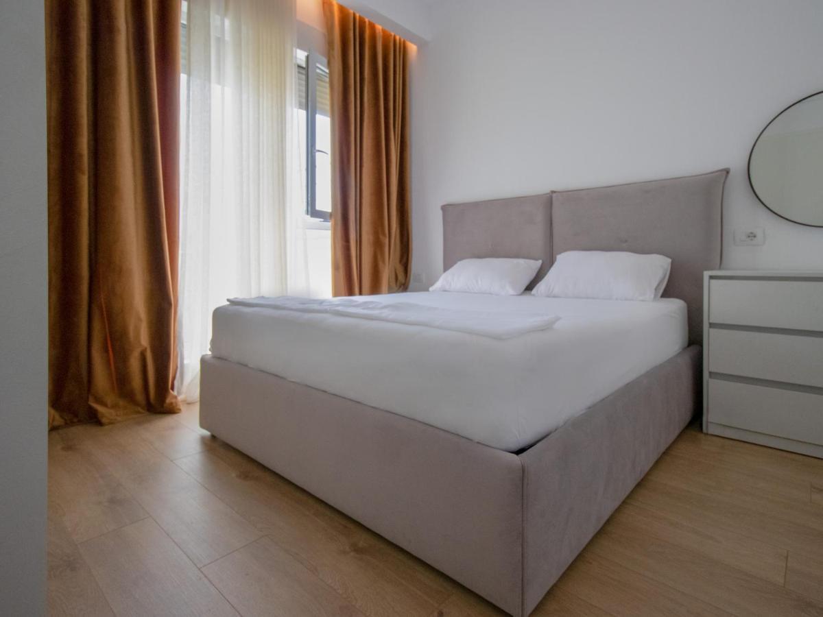 Luxury Rooftop 23 Bed and Breakfast Τίρανα Εξωτερικό φωτογραφία