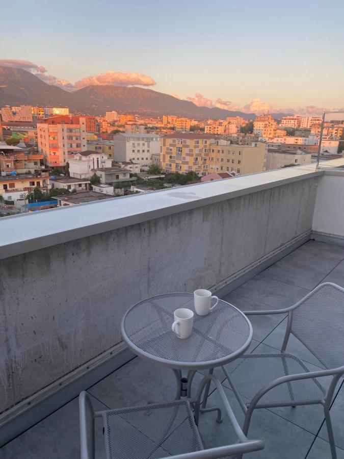 Luxury Rooftop 23 Bed and Breakfast Τίρανα Εξωτερικό φωτογραφία